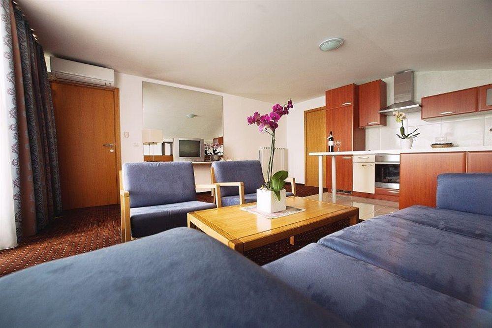 Apartments Vila Barka Portoroz Luaran gambar