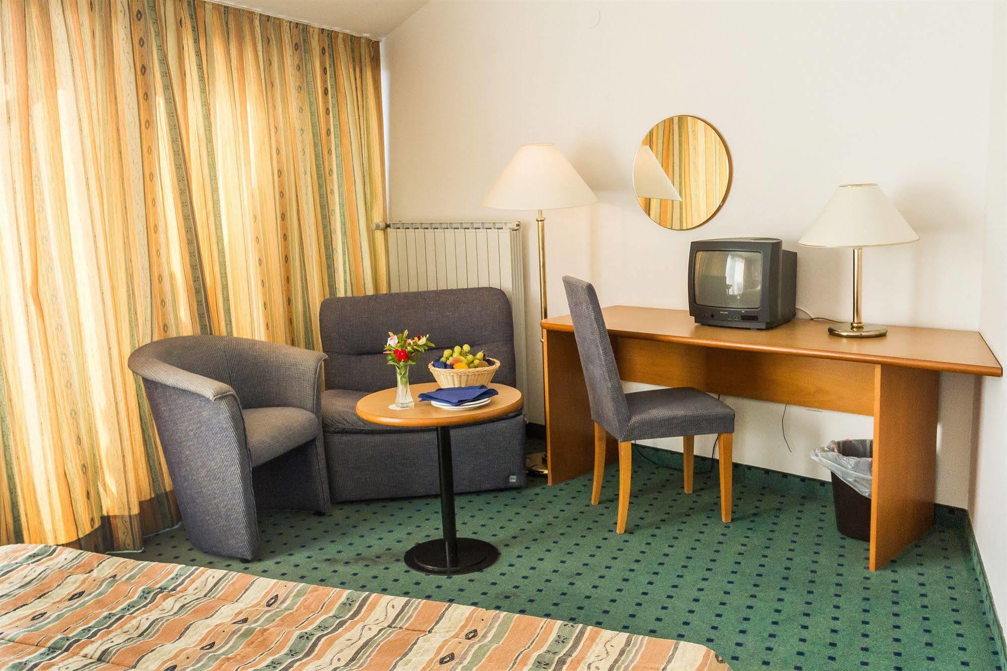 Apartments Vila Barka Portoroz Luaran gambar